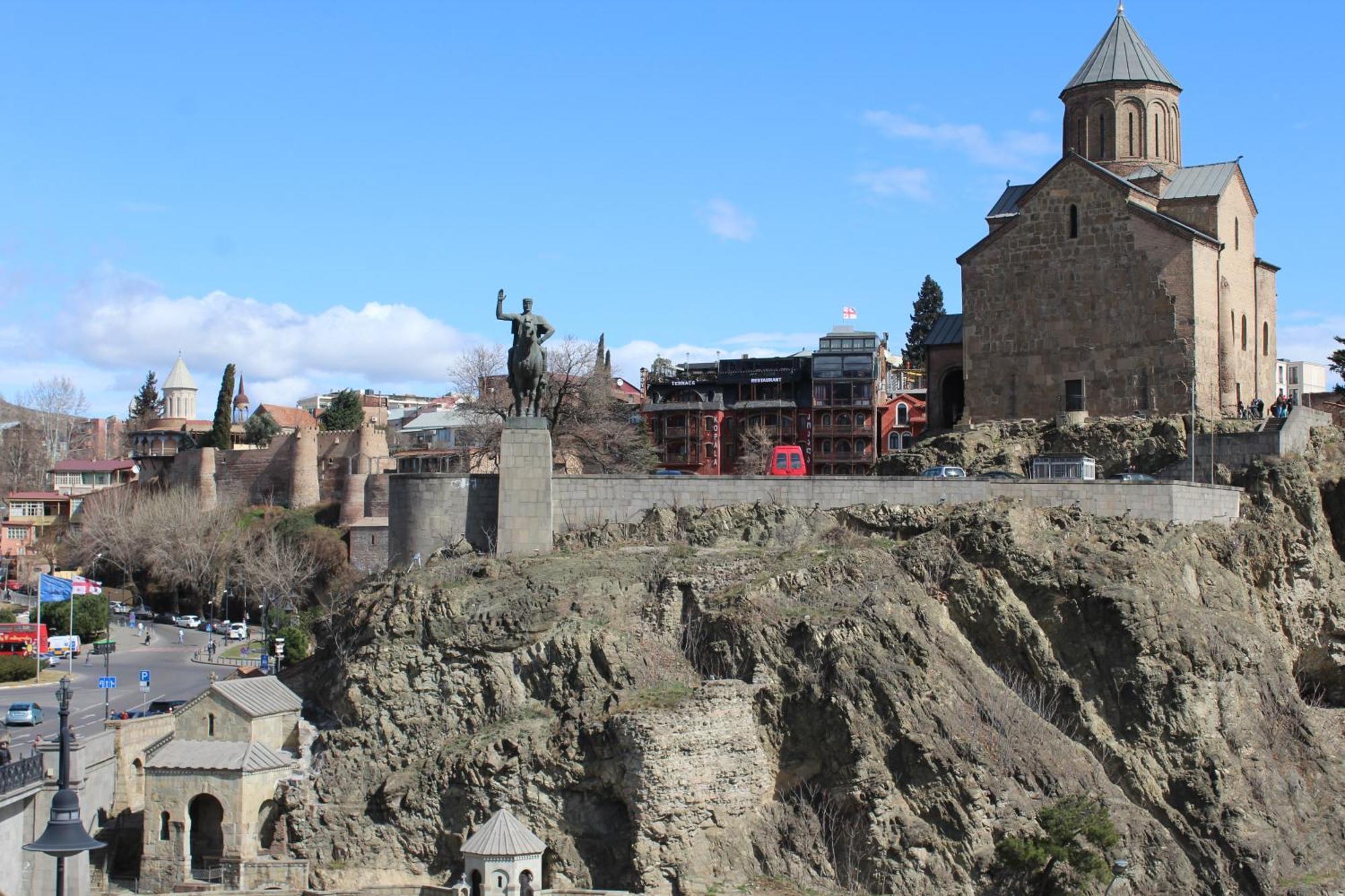 Meidan Inn Tbilisi Exterior foto